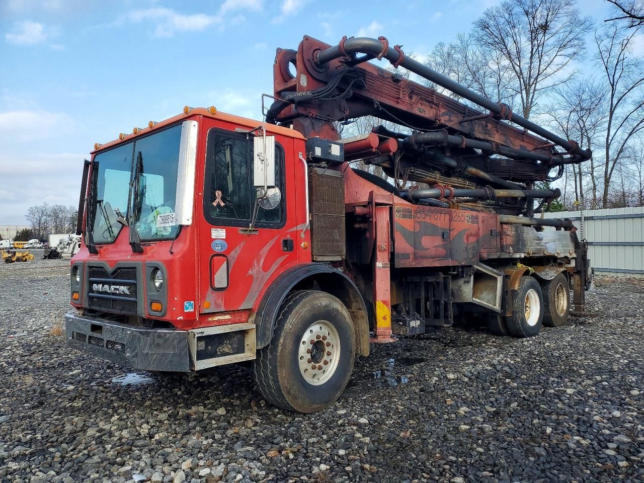 2014 Mack 600 MRU600