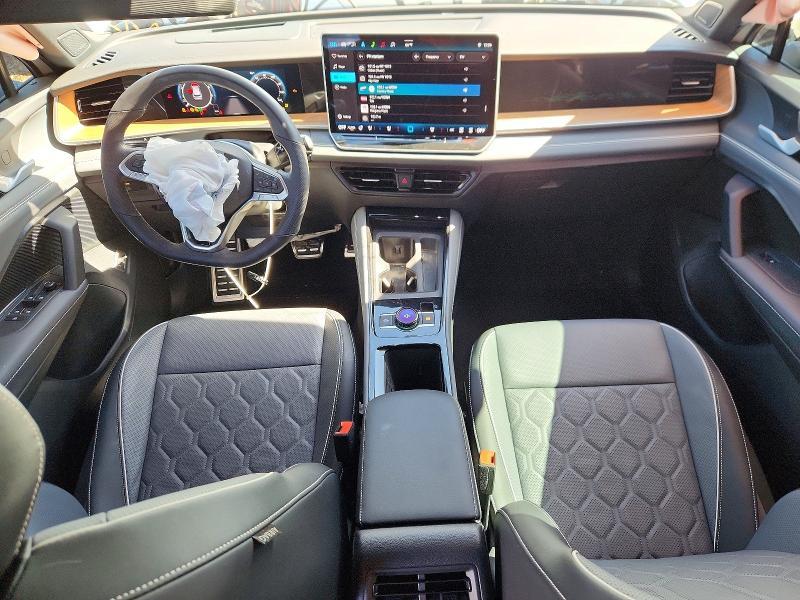 2025 Volkswagen Tiguan sel R-line Black