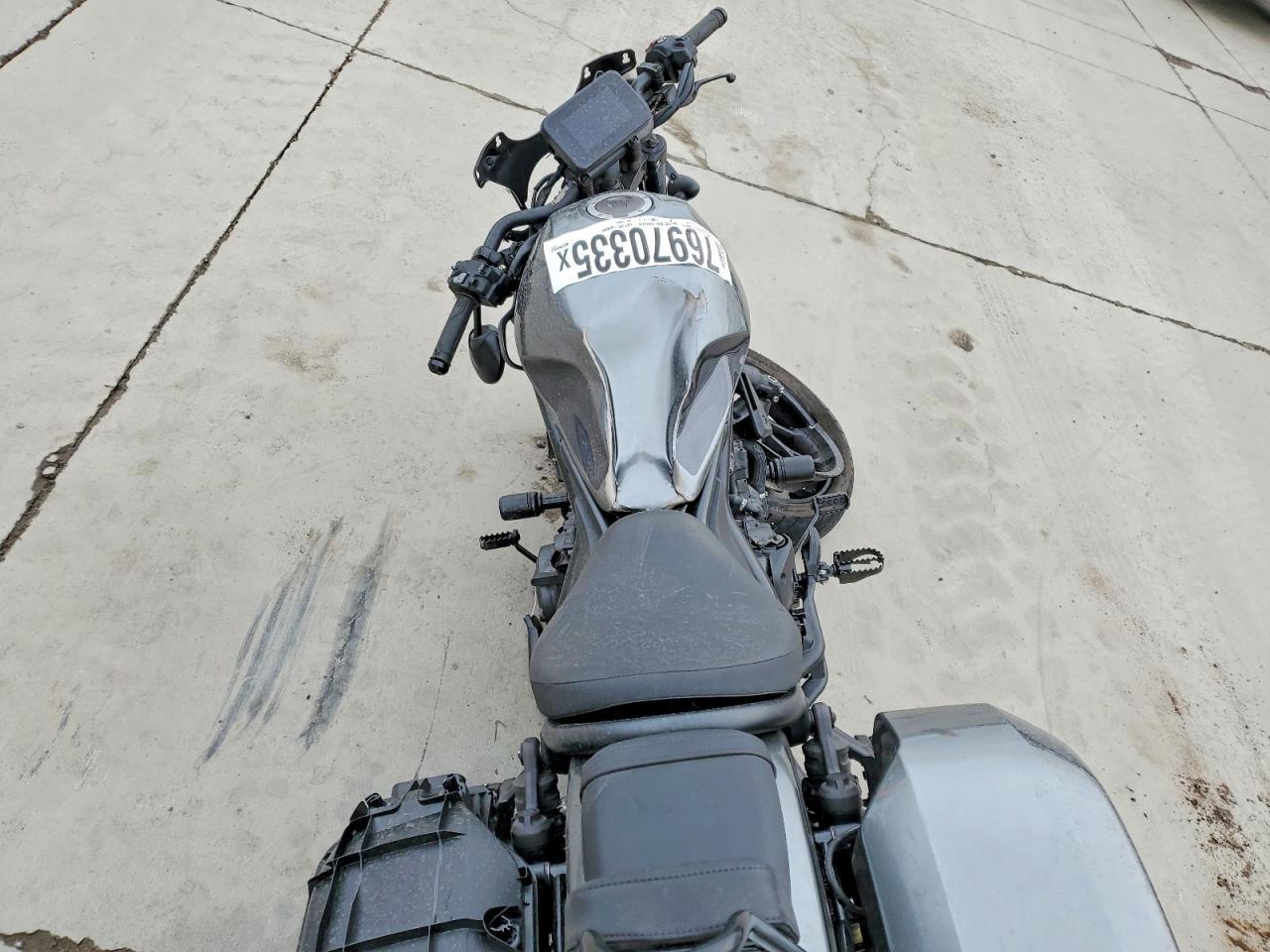 2025 Honda CMX1100 A2