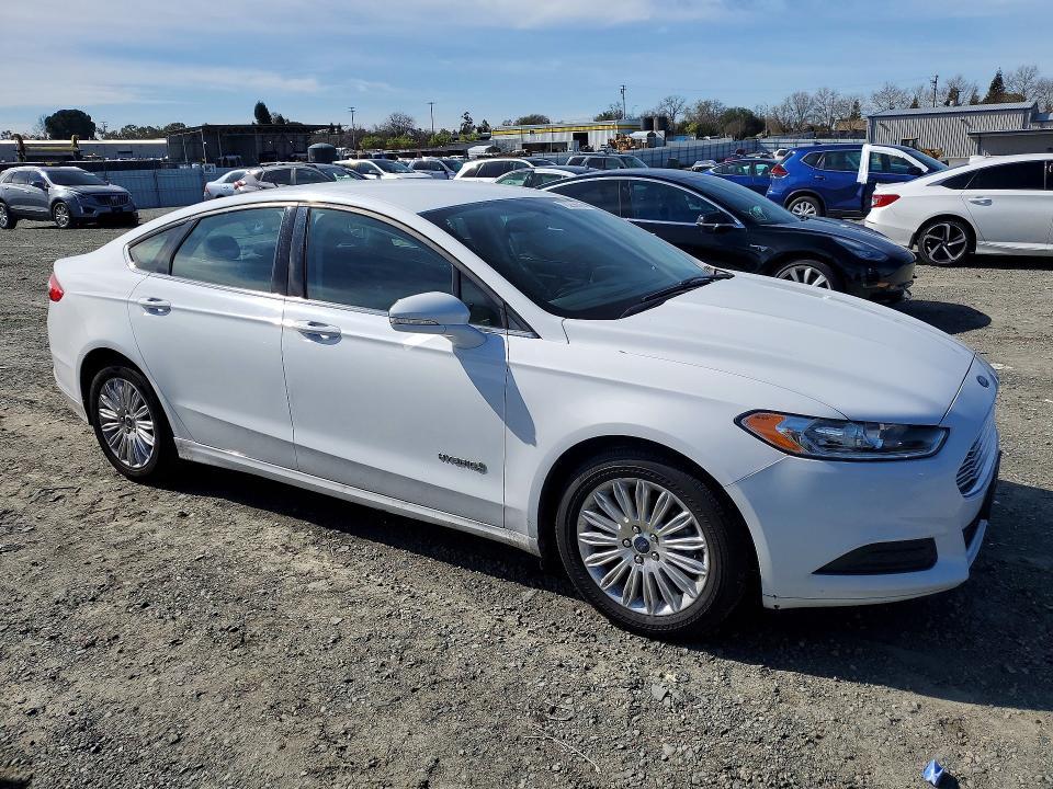 2014 Ford Fusion se Hybrid