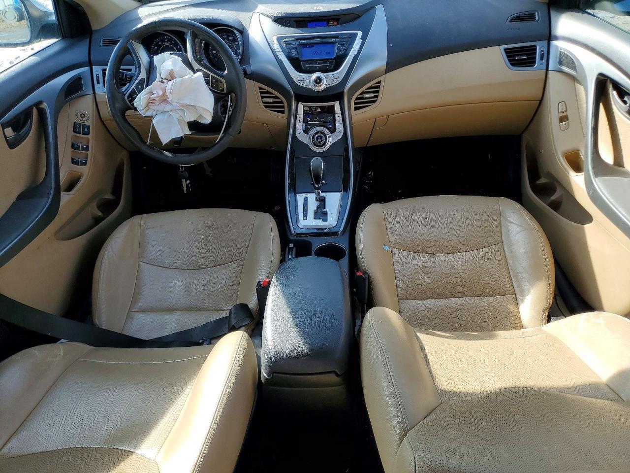 2011 Hyundai Elantra gls