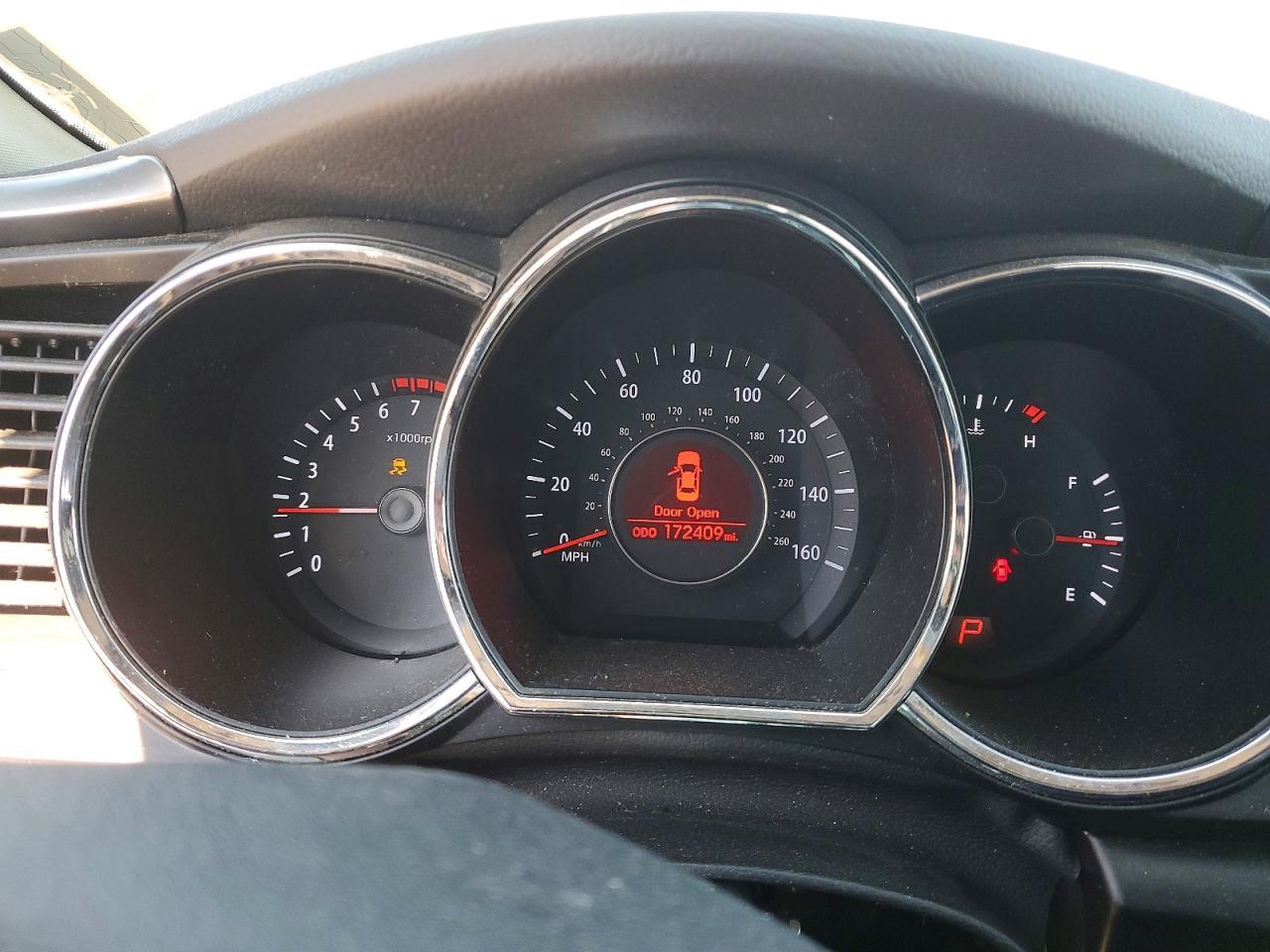 2011 KIA Optima lx