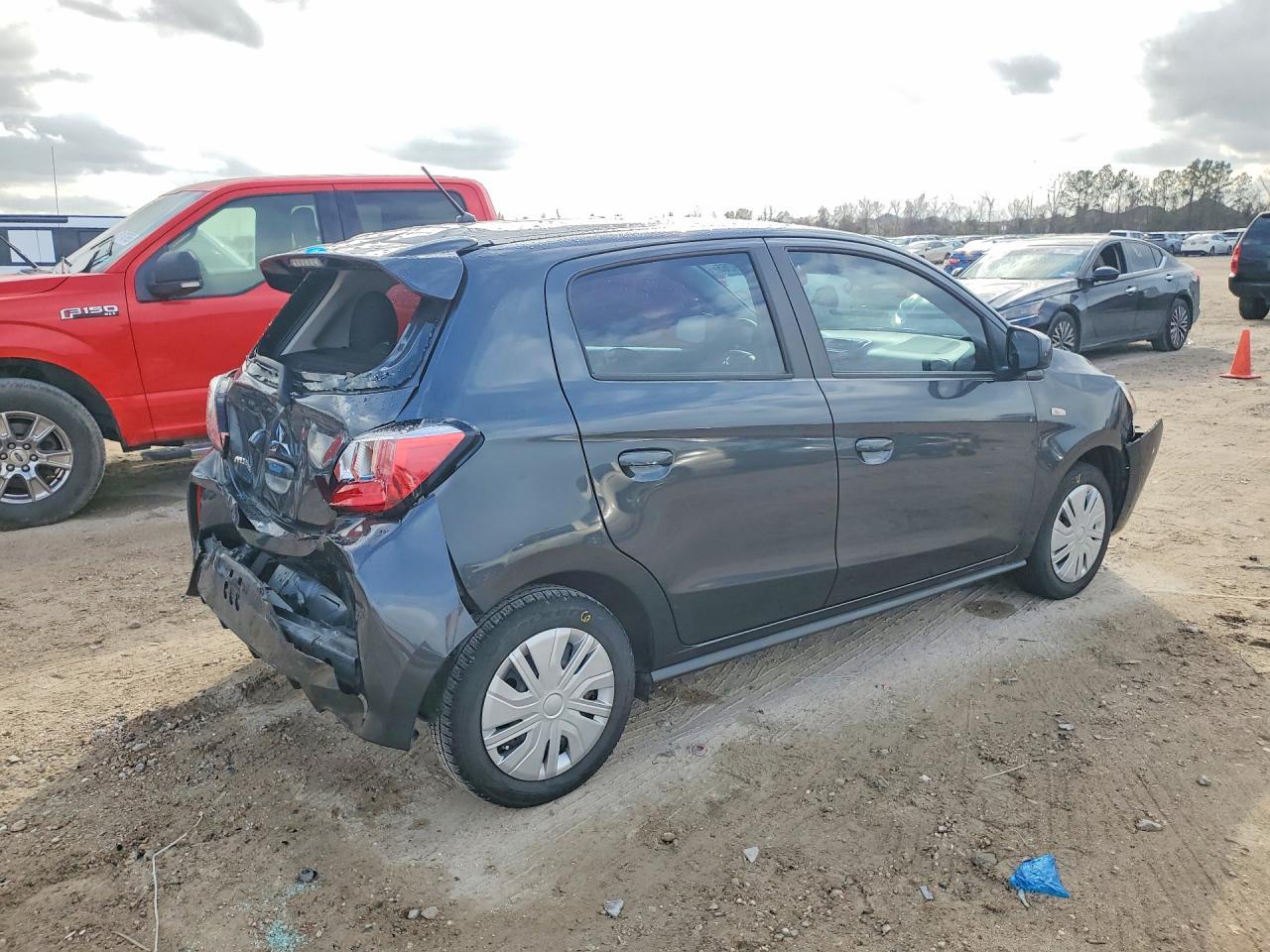2024 Mitsubishi Mirage es