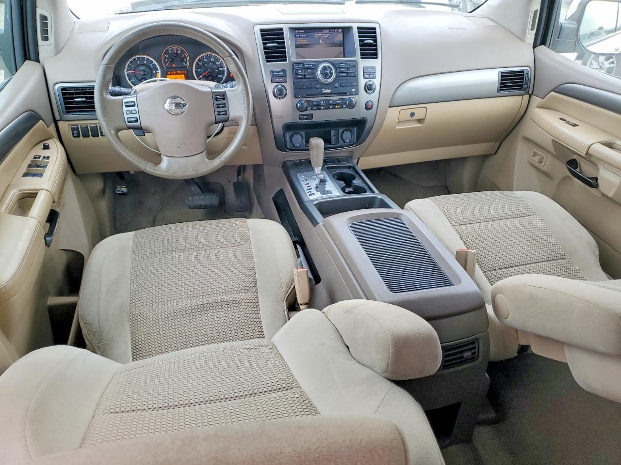2012 Nissan Armada sv