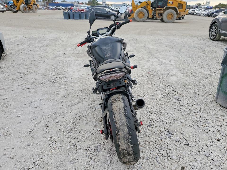 2017 Yama FZ10