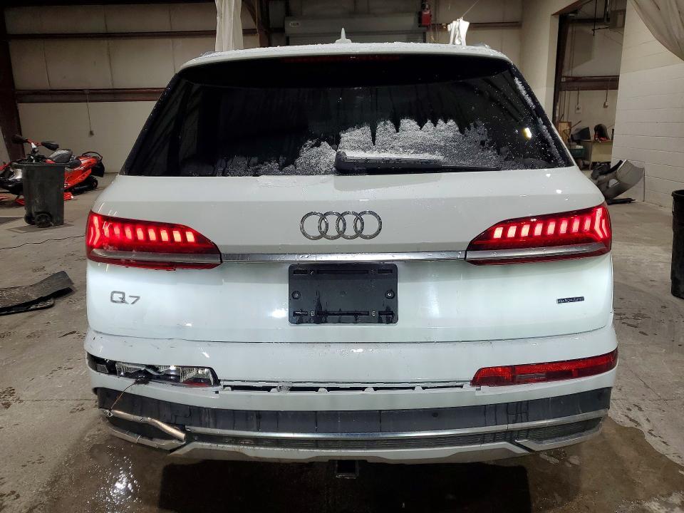2021 Audi Q7 Premium Plus
