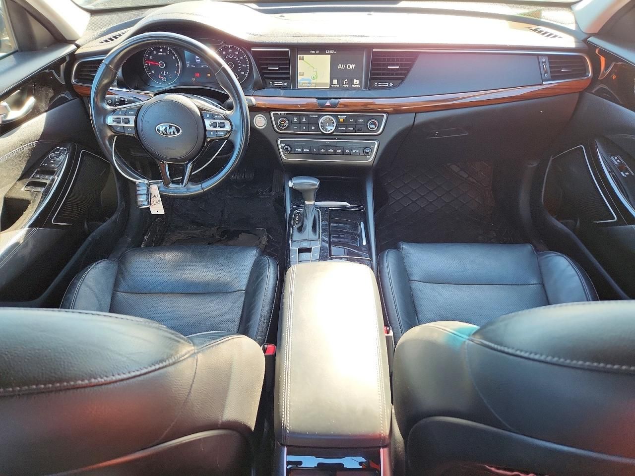 2019 KIA Cadenza Luxury