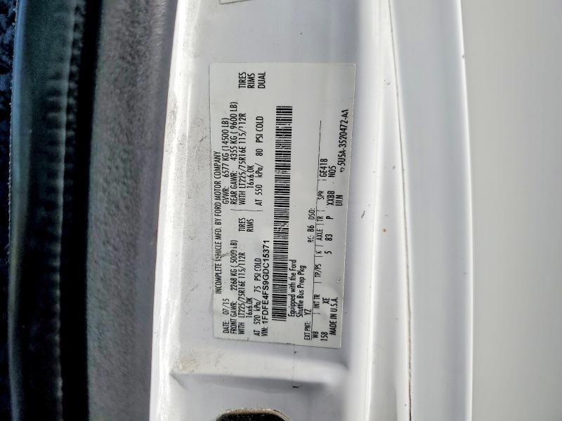 2016 Ford E450 Shuttle Bus