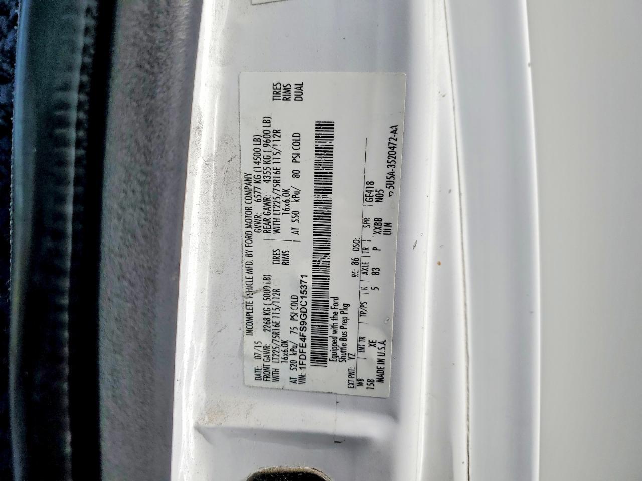 2016 Ford E450 Shuttle Bus