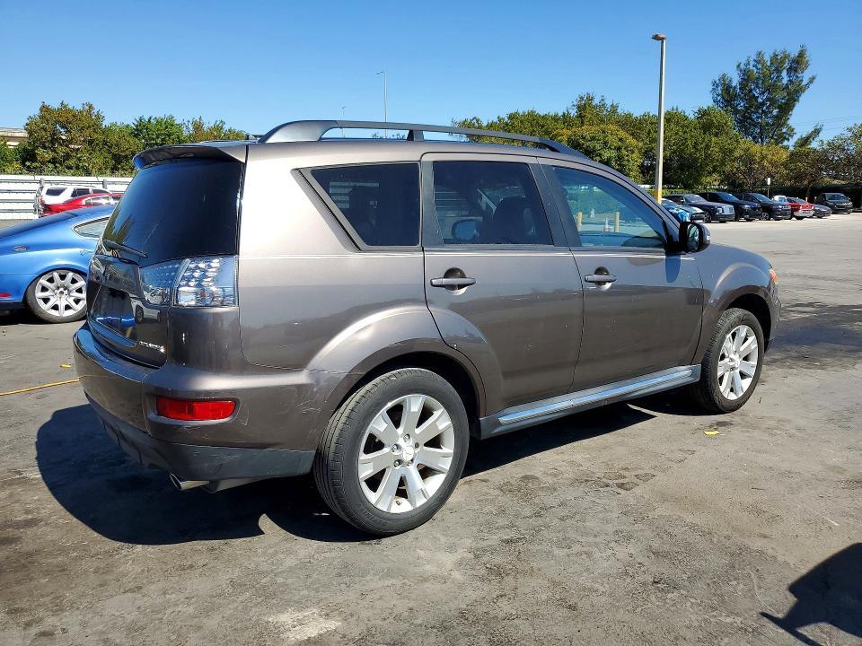 2010 Mitsubishi Outlander se