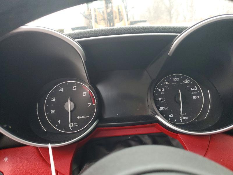 2017 Alfa Romeo Giulia ti Q4