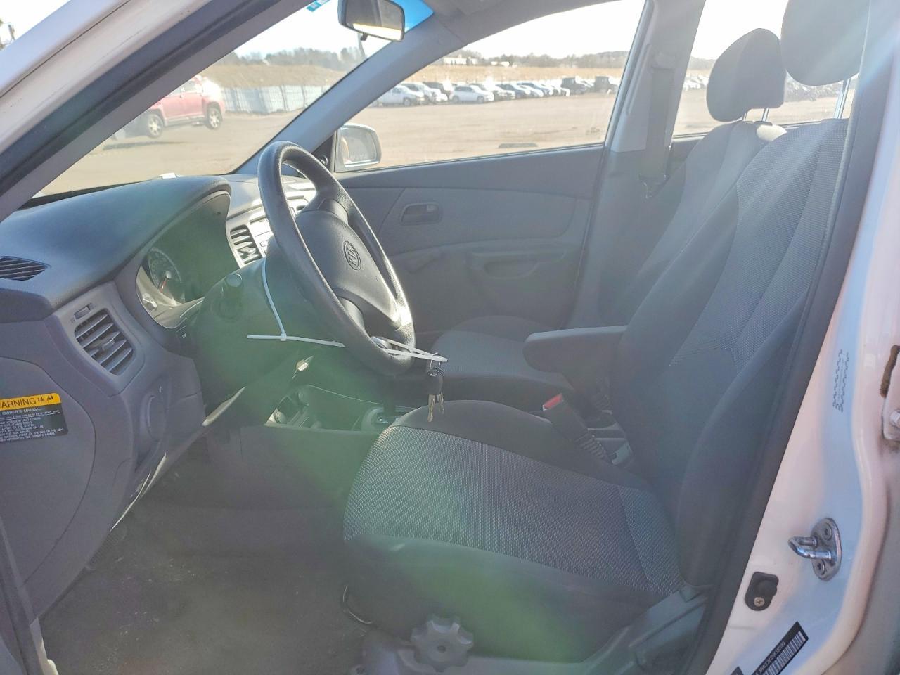 2009 KIA Rio Base