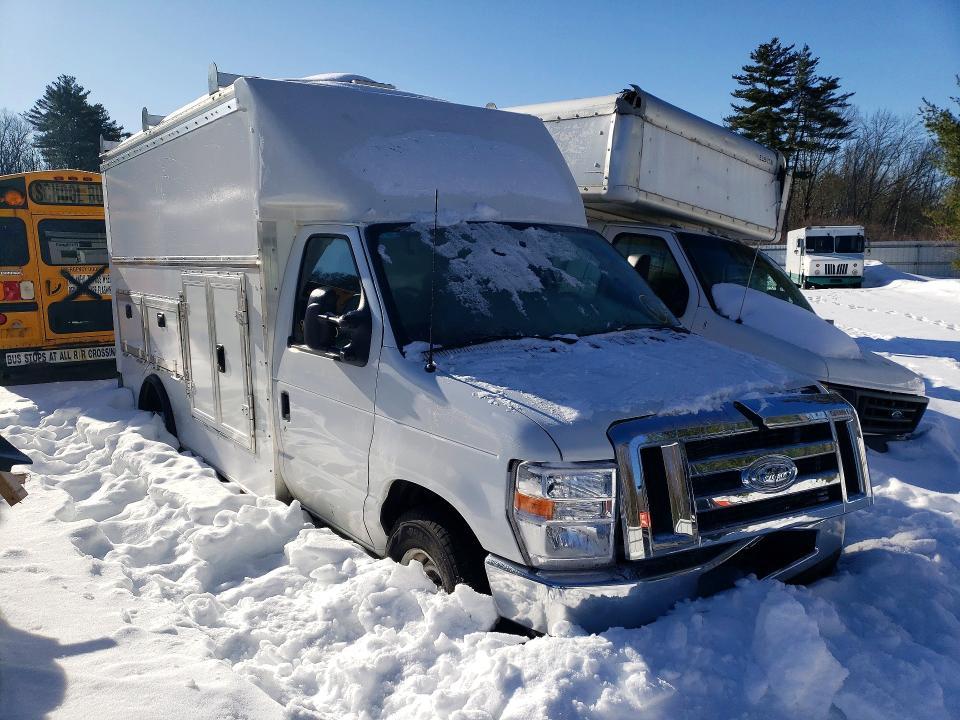 2025 Ford E350 Utility / Service Truck