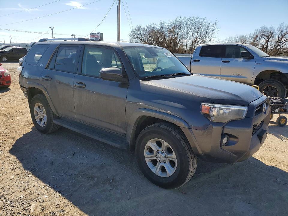 2021 Toyota 4runner SR5