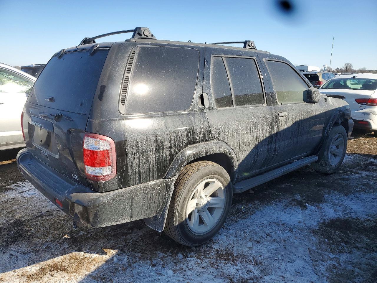 2002 Niss Pathfinder se