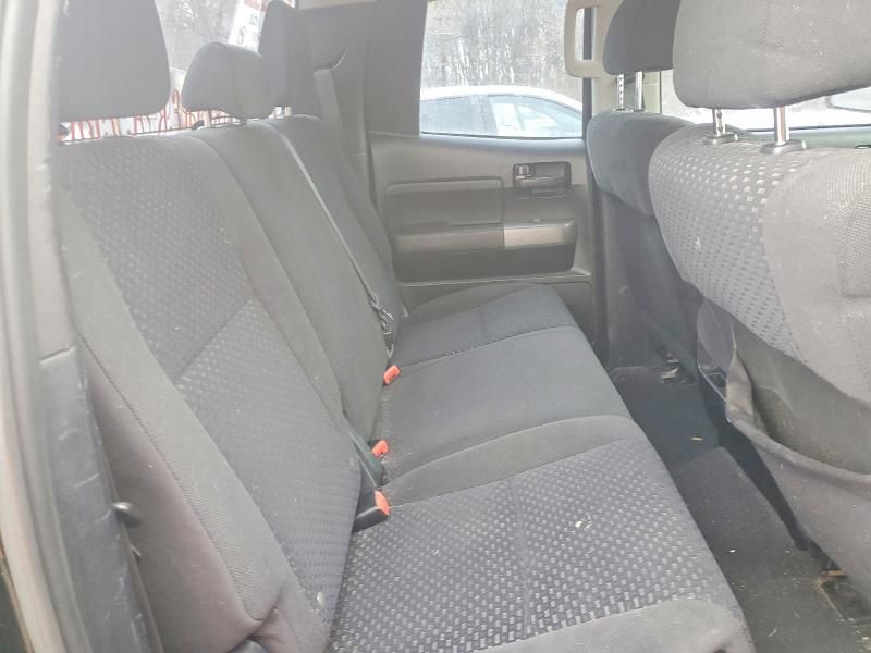 2012 Toyota Tundra Double cab SR5