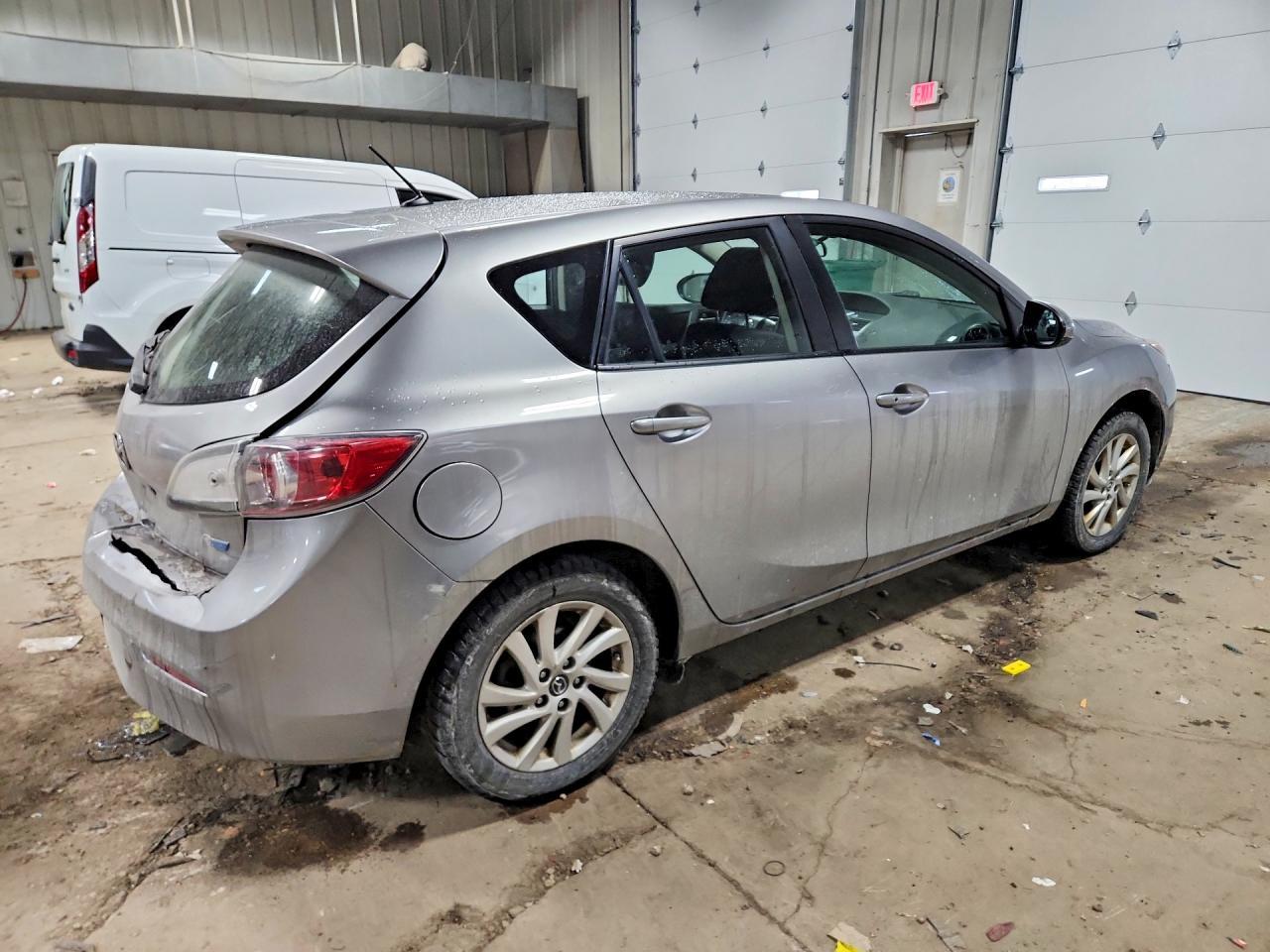 2013 Mazda 3 I