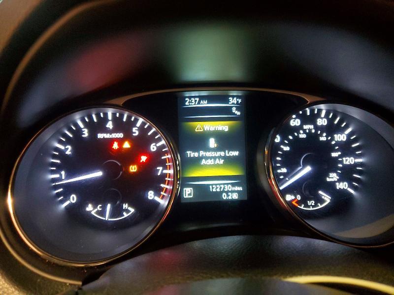 2015 Nissan Rogue s