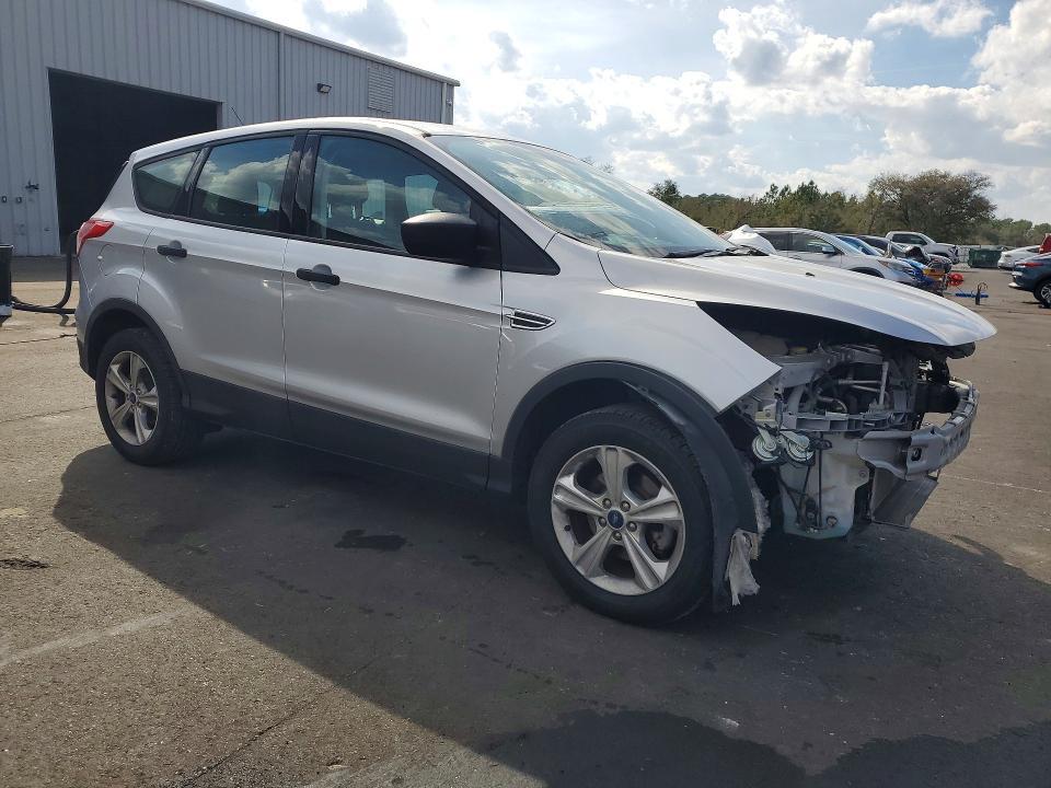 2016 Ford Escape s