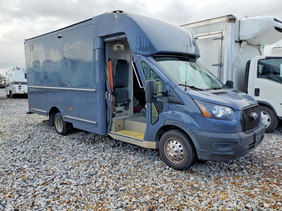 2021 Ford Transit Delivery Truck