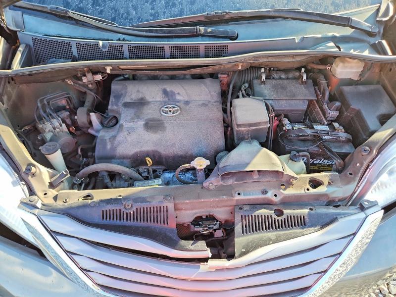 2014 Toyota Sienna xle