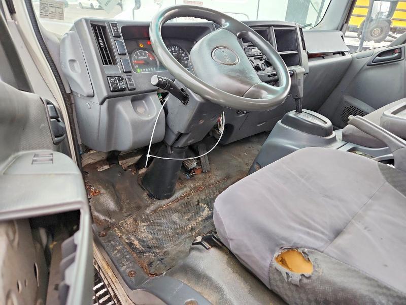 2015 Isuzu NPR HD BOX Truck