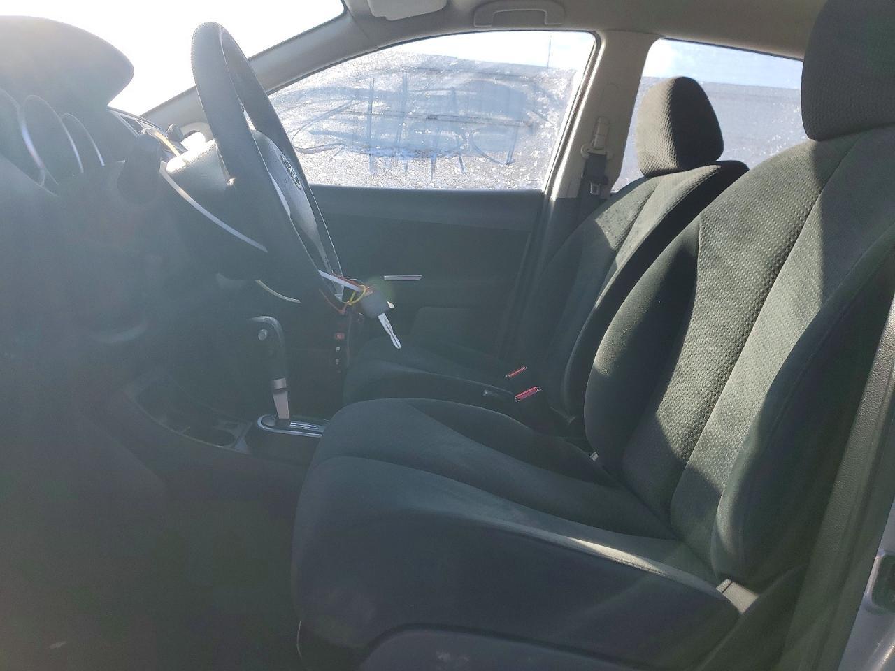 2011 Nissan Versa s