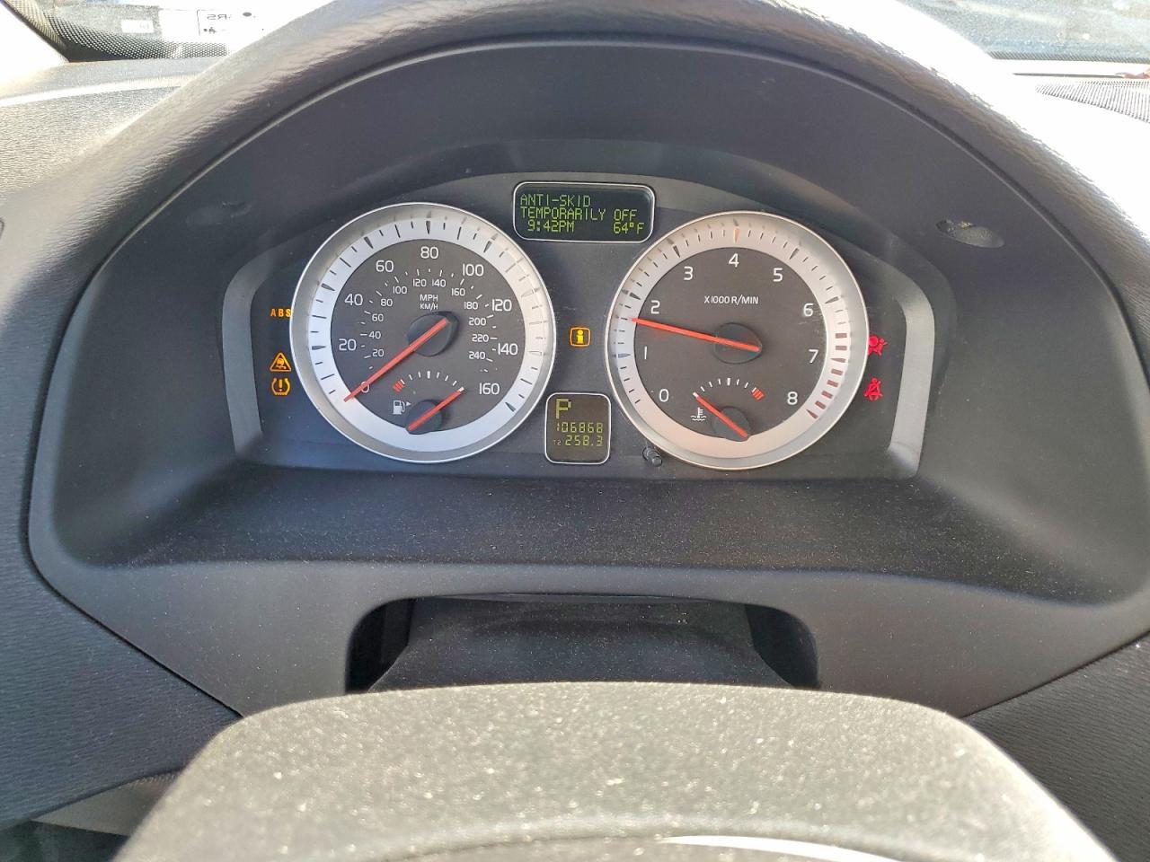 2012 Volvo C70 T5