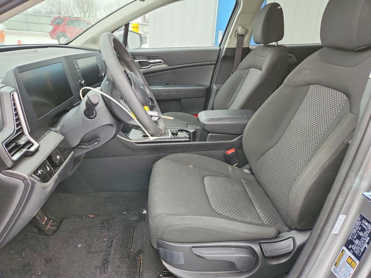 2025 KIA Sportage lx