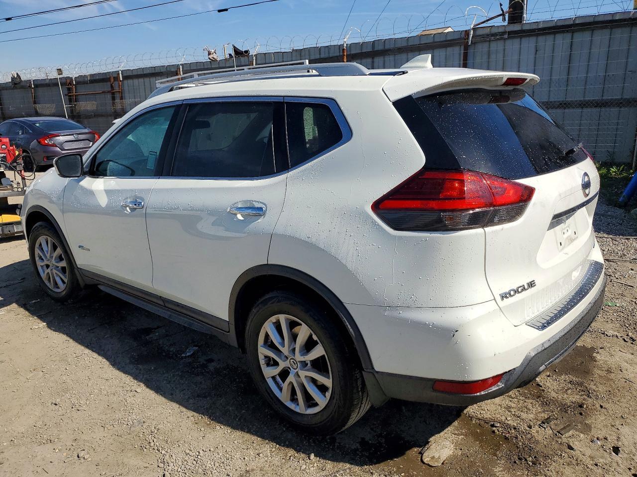 2017 Nissan Rogue Hybrid sv