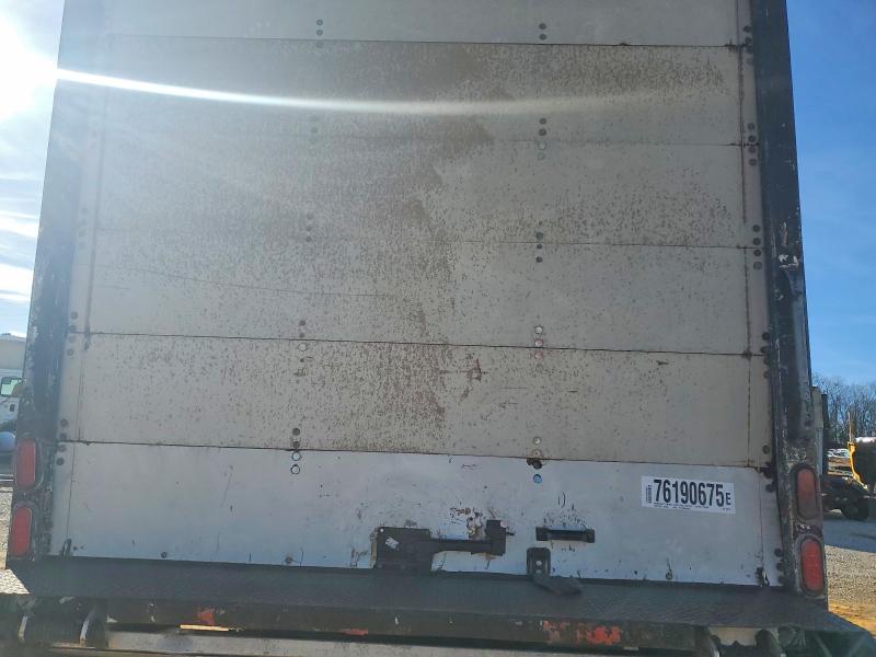 2016 Freightliner Business Class M2 BOX Truck