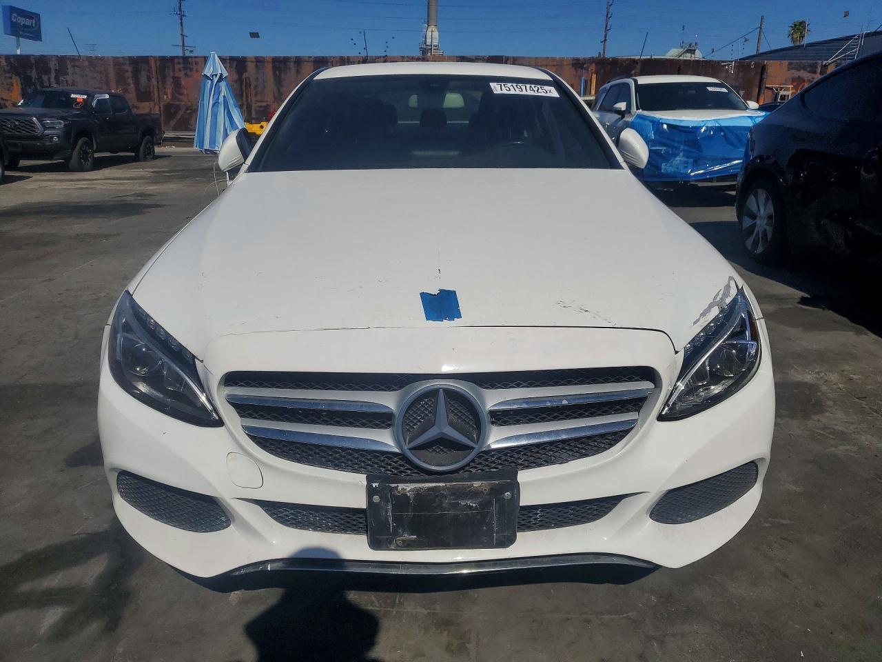 2015 Mercedes-Benz C300