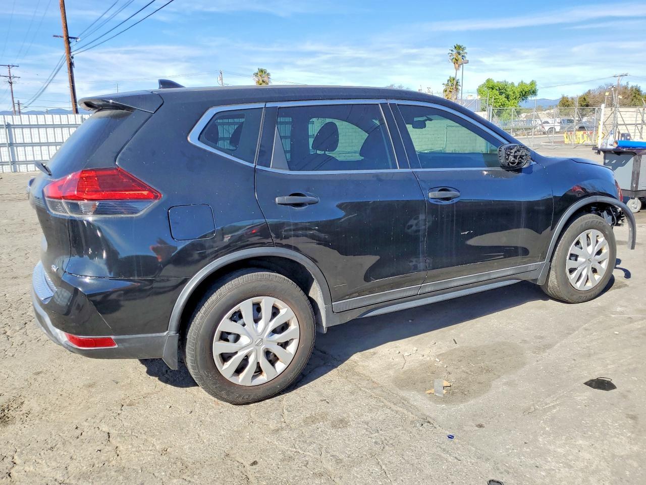 2017 Nissan Rogue s