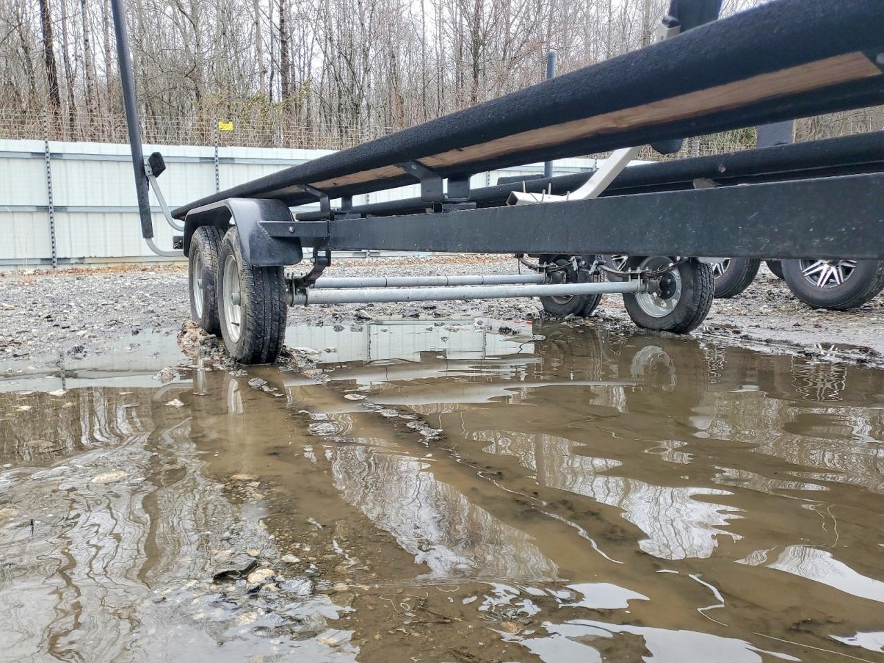 2024 Benchmark 24T/13 Boat Trailer