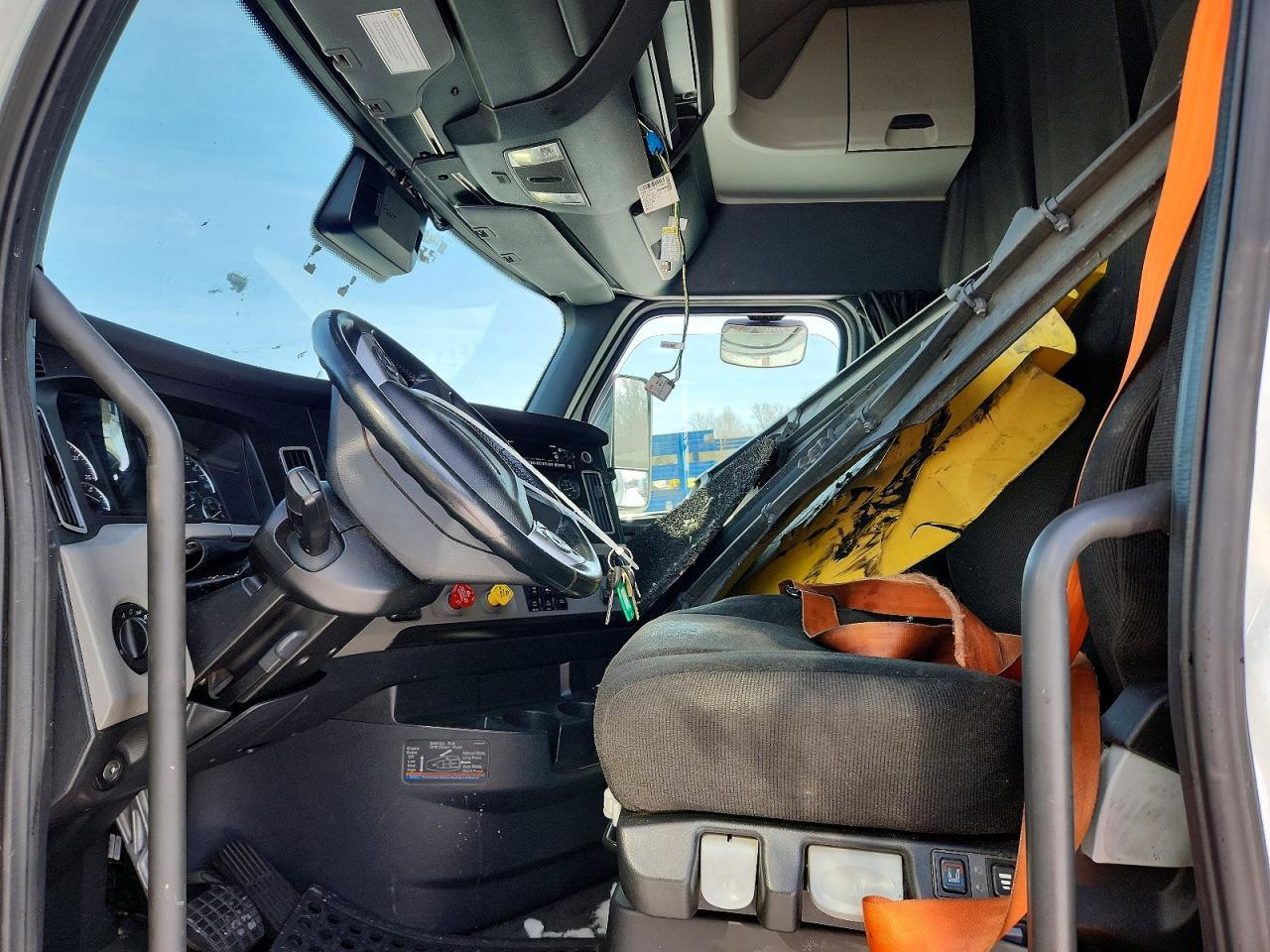 2022 Freightliner Cascadia 126