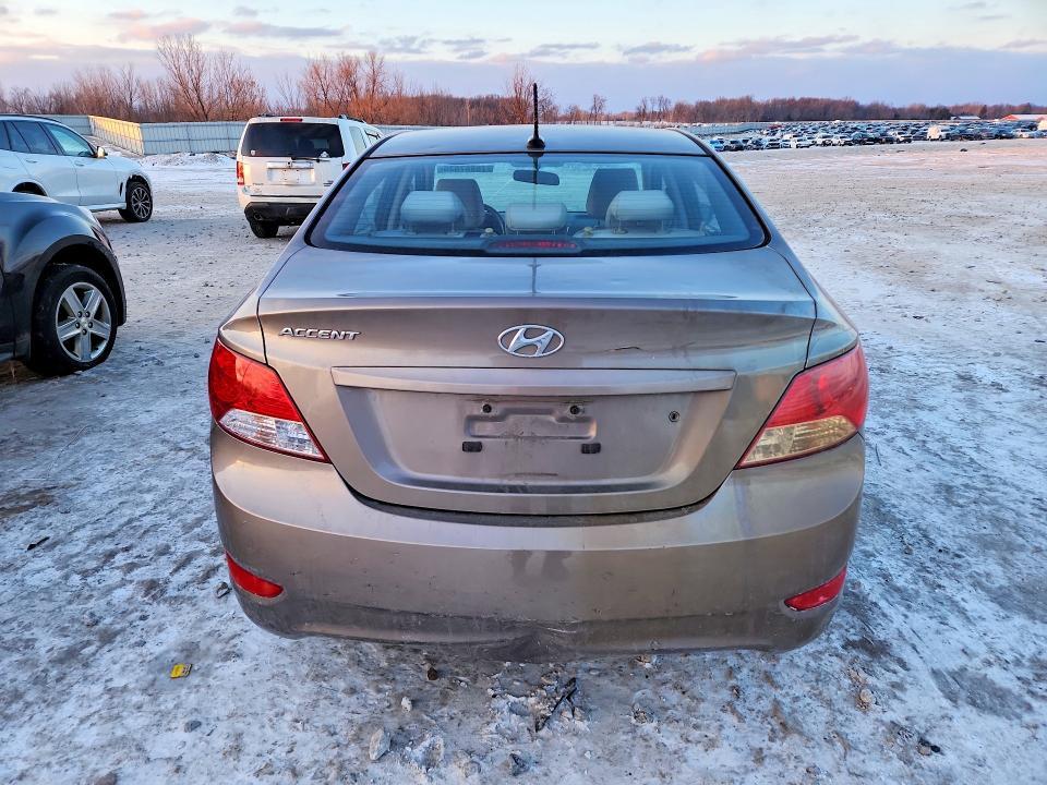 2013 Hyundai Accent gls