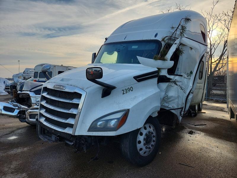 2020 Freigliner 2020 Freightliner Cascadia 125 Semi Truck