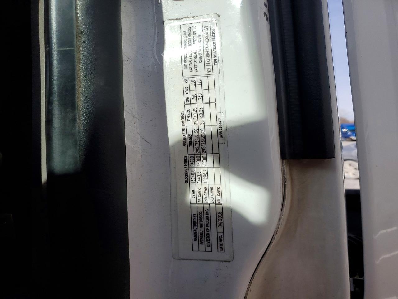 2019 Peterbilt 579 Semi Truck
