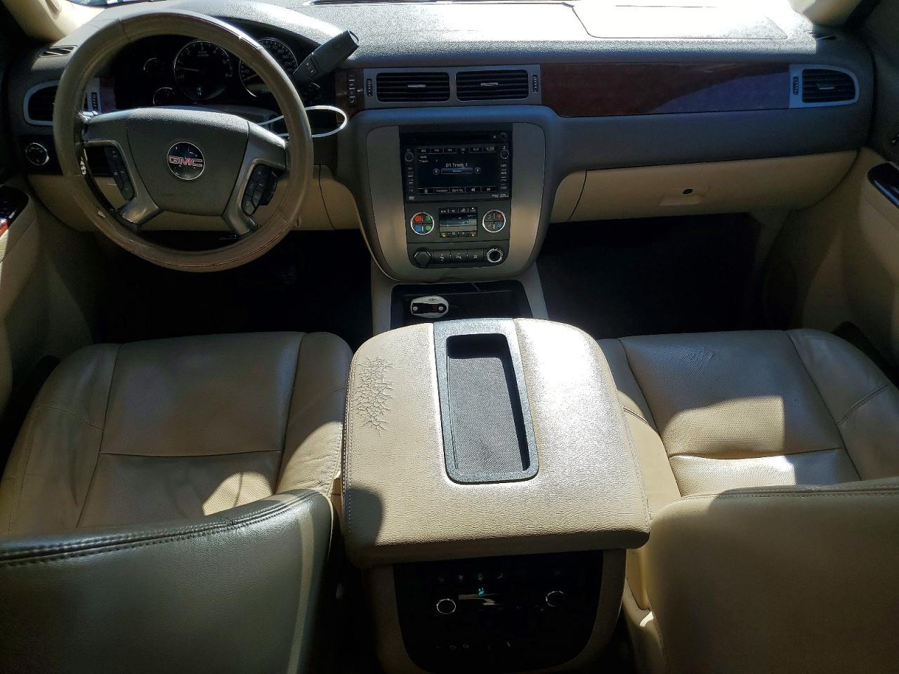 2011 GMC Yukon slt