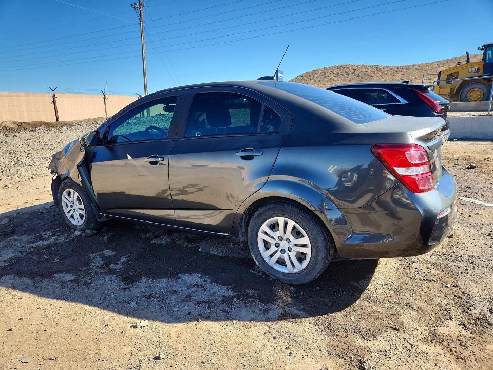 2017 Chevrolet Sonic ls