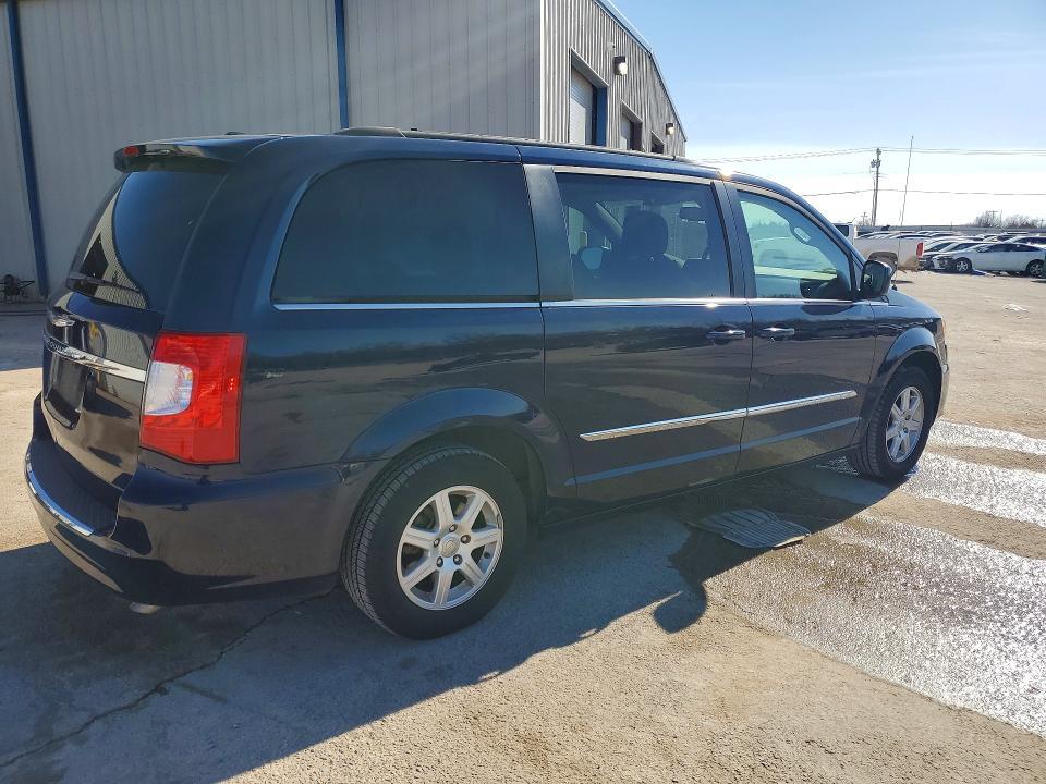 2012 Chrysler Town & Country Touring