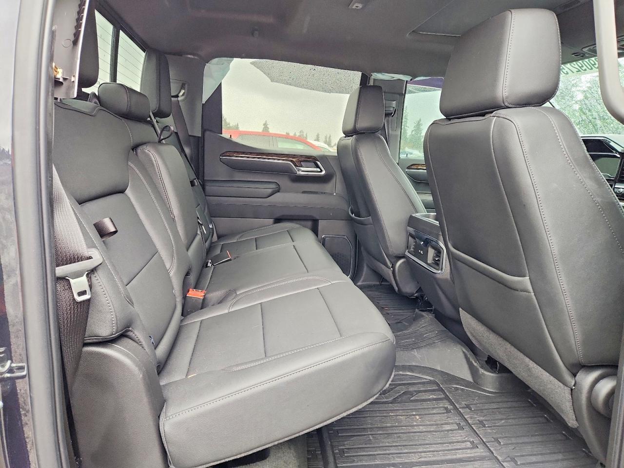 2025 GMC Sierra K1500 Elevation