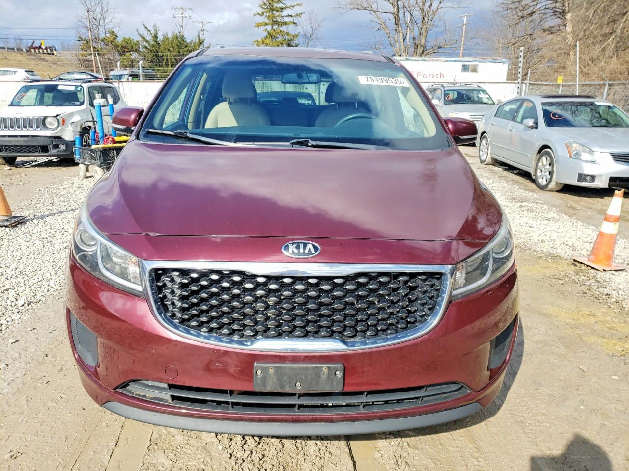2016 KIA Sedona lx