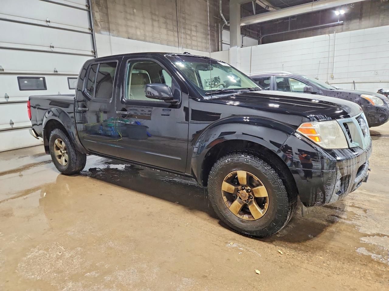 2012 Nissan Frontier s