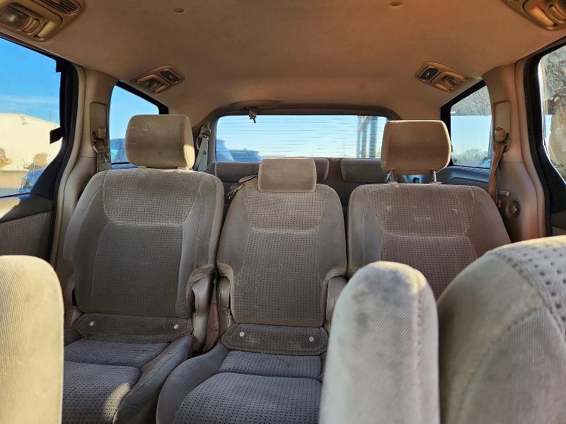 2006 Toyota Sienna le 8 Passenger