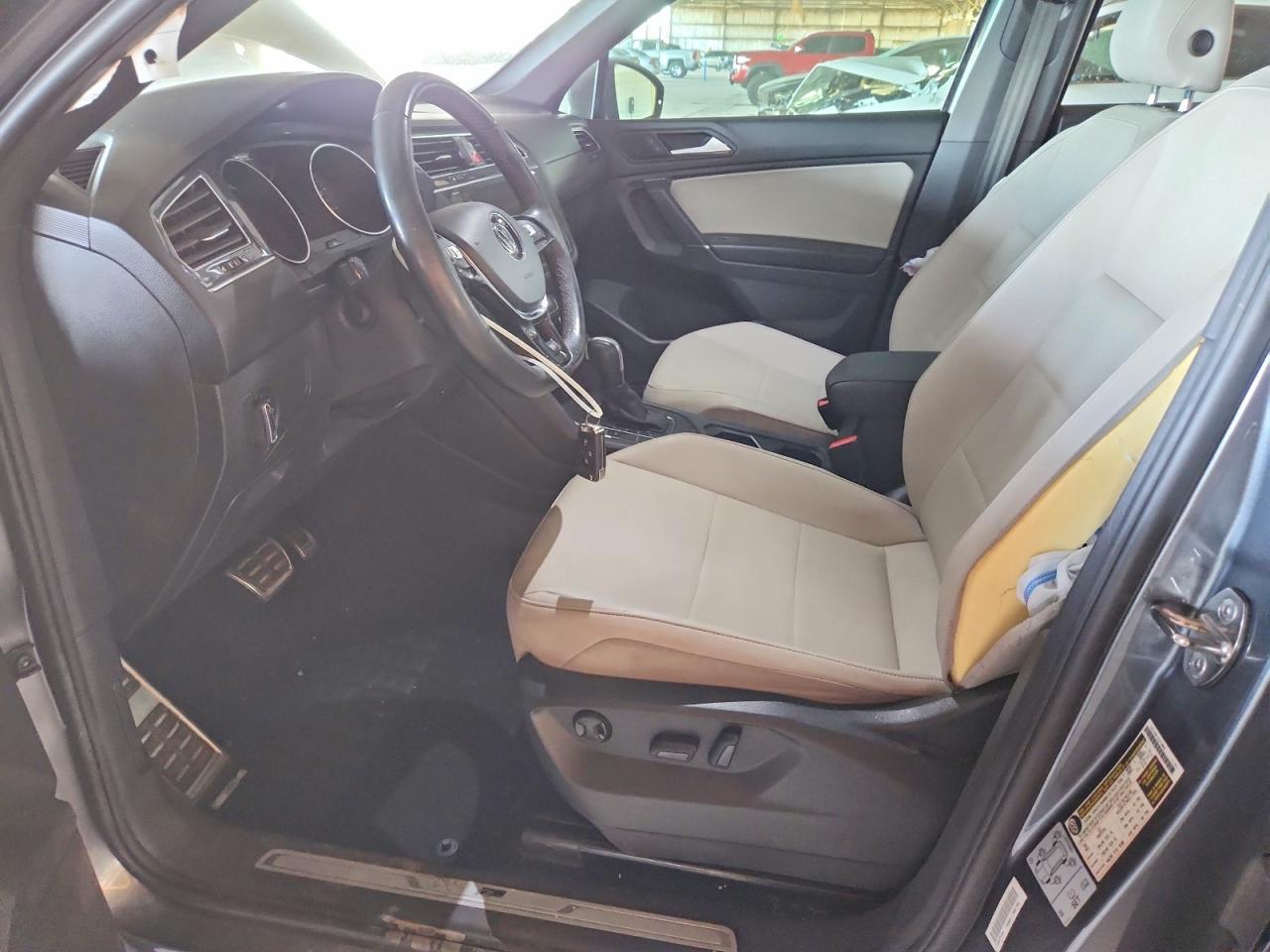 2020 Volkswagen Tiguan se