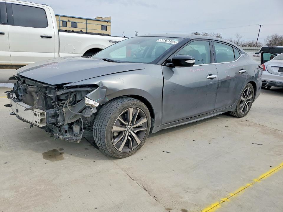 2020 Nissan Maxima sv