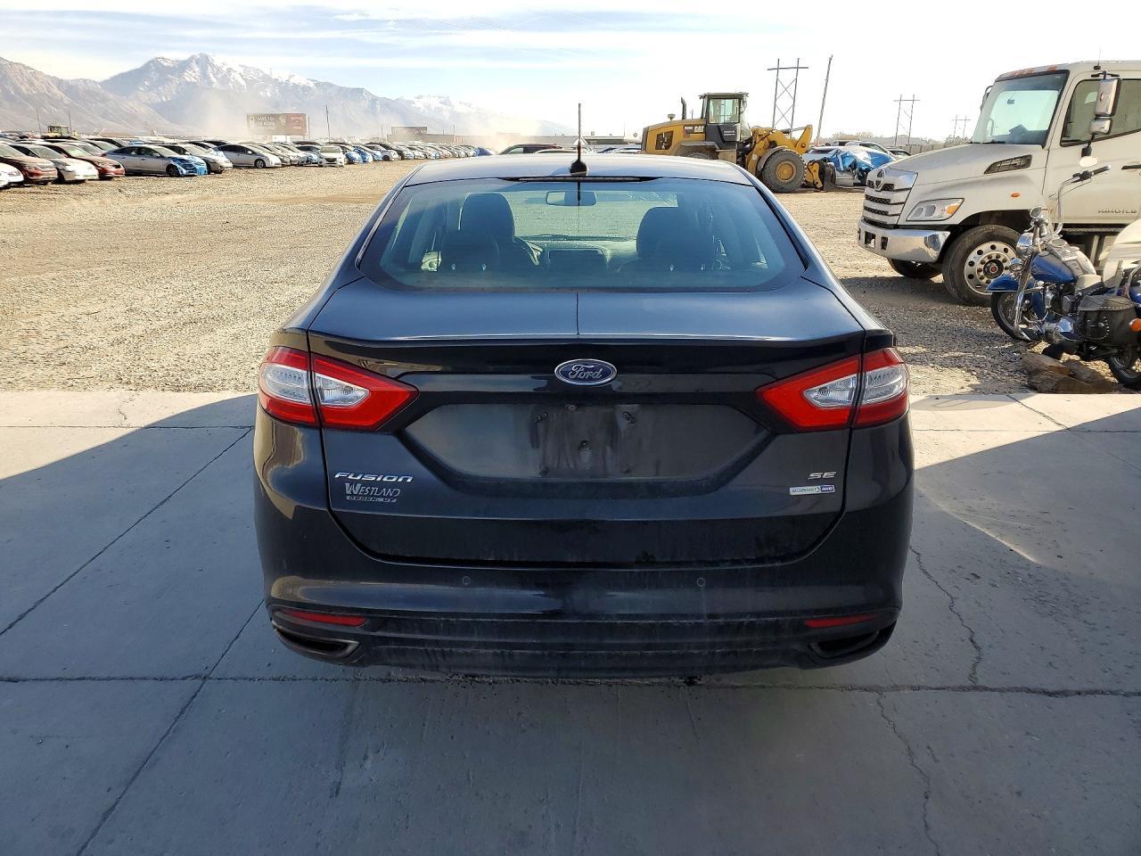 2016 Ford Fusion se