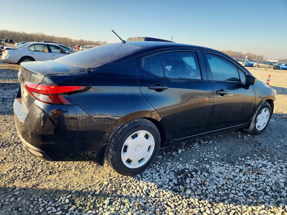 2020 Nissan Versa s