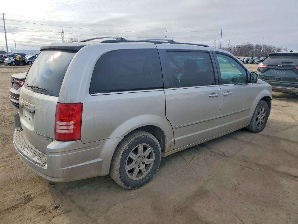 2010 Chrysler Town & Country Touring